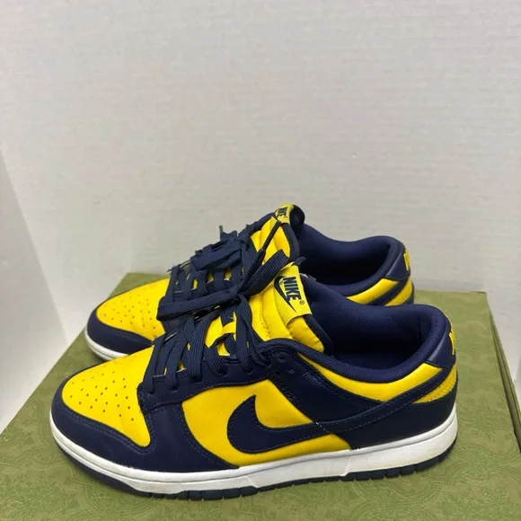 Nike Dunk Low University of Michigan Yellow Blue 2021 Sneakers Shoes Size 8 US